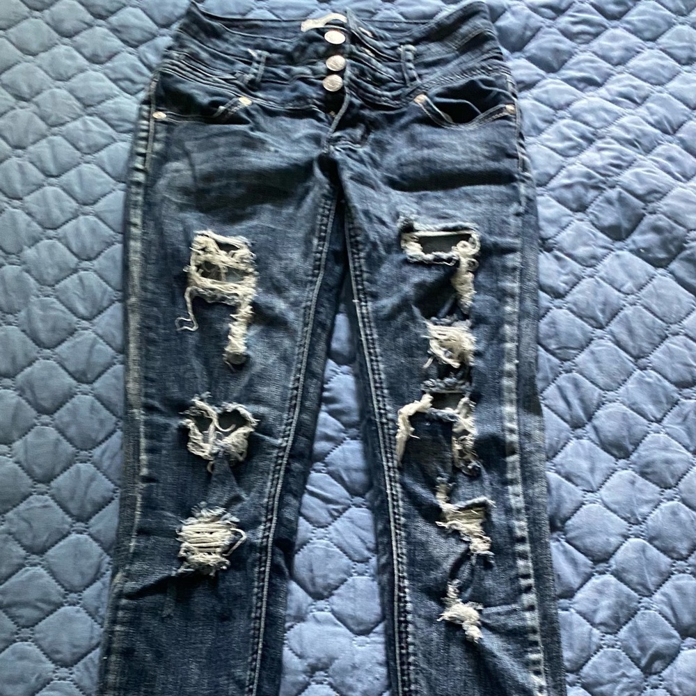 EUC Womans Harmony + Havoc Distressed Jeans